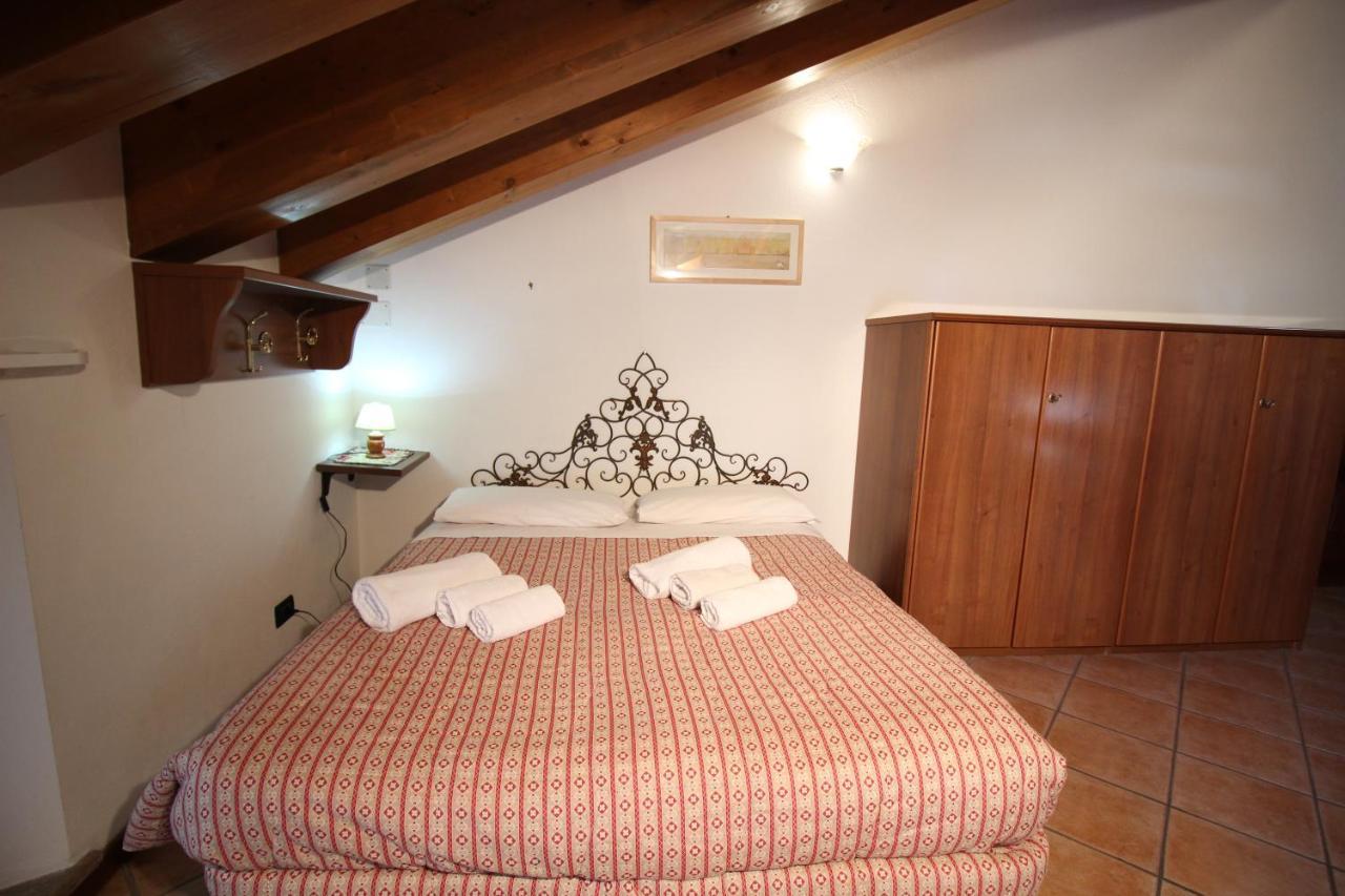 Residence Aquila - Mono Corno Vitello Brusson Extérieur photo